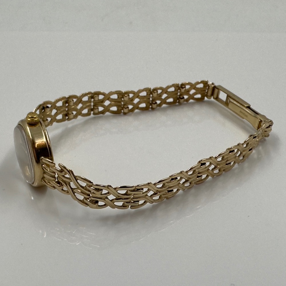 Used SOVEREIGN HALLMARKED 9CT GOLD WRISTWATCH Own4Less